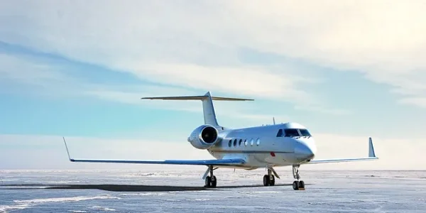 airplane-5645875_640